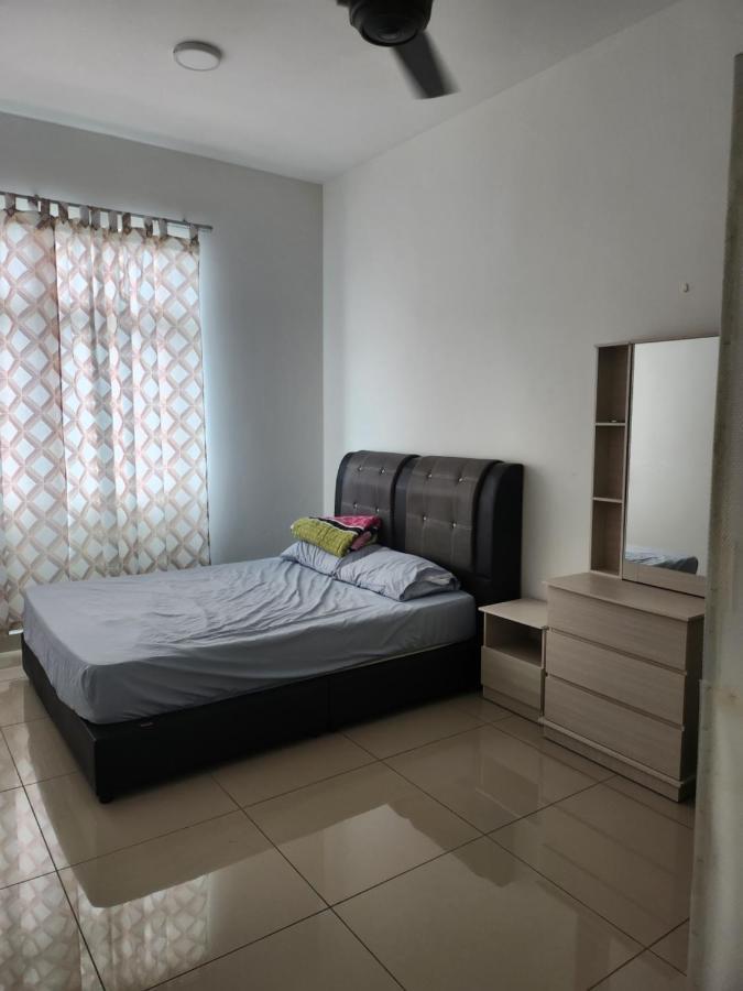 Meridin Bayvue Apartment Masai